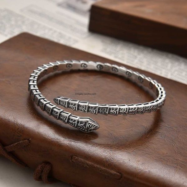 

designer luxury belgary brand french snake vine grass pattern s925 sterling silver fashion men's and women's old style exaggerated, Black