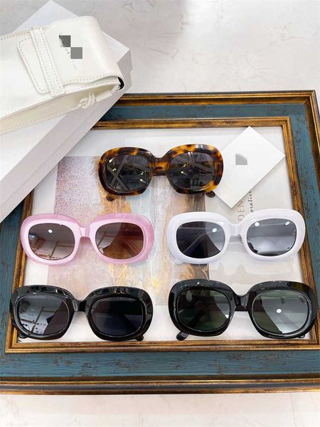 

new saijia sunglasses net red fashion oval sunglasses women cl40070i, White;black