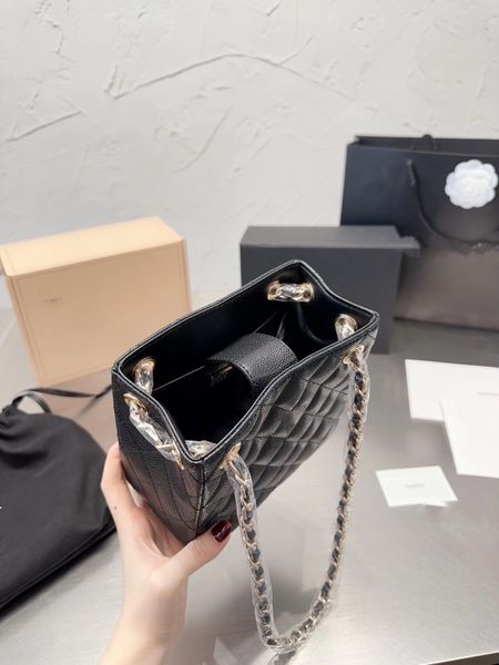 

high beauty versatile king advanced and elegant underarm bag