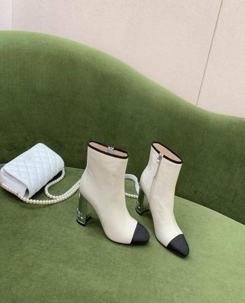 

2021 small wind boots fashion and intellectual women shoes white black leather zipper sizes 3540 come with box2823107