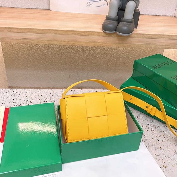 

woven bag women botteg crossbody bags designer bag handbag classic leather messenger pink purse mens shoulder bags 230531