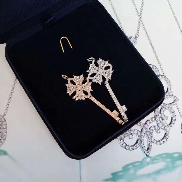 

designer women's necklace diamond key pendant lucky girl christmas classic lattice choker steel jewelry gift, Silver