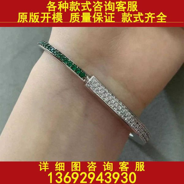 

designer new tiffay tiffs 925 silver v gold material light luxury fashion new full diamond green diamond lock bracelet, Golden;silver