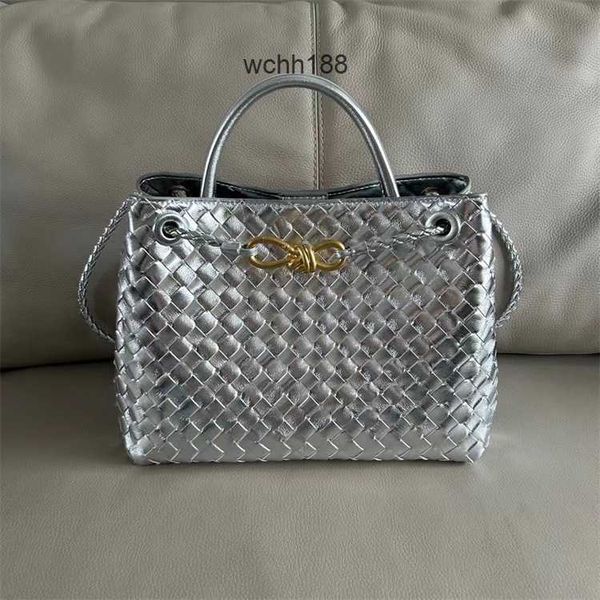

spring/summer handbag bottegas evening bags girl 2023 leather women's woven cowhide metal buckle designer large capacity one bag should