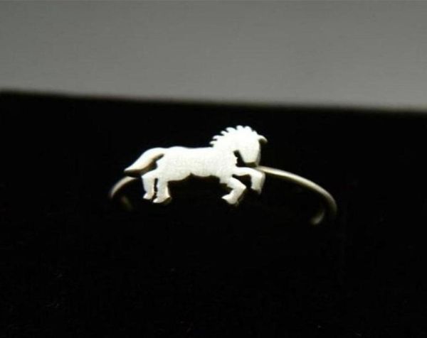 

simple fashion silver color horse rings for women men trendy female male jewelry punk party accessories gifts cluster67860716680517, Golden;silver