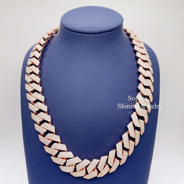 

Fully Iced Pass Diamond Tester Solid Lock 15Mm 18Mm 3 Link Moissanite Custom Cuban Chain
