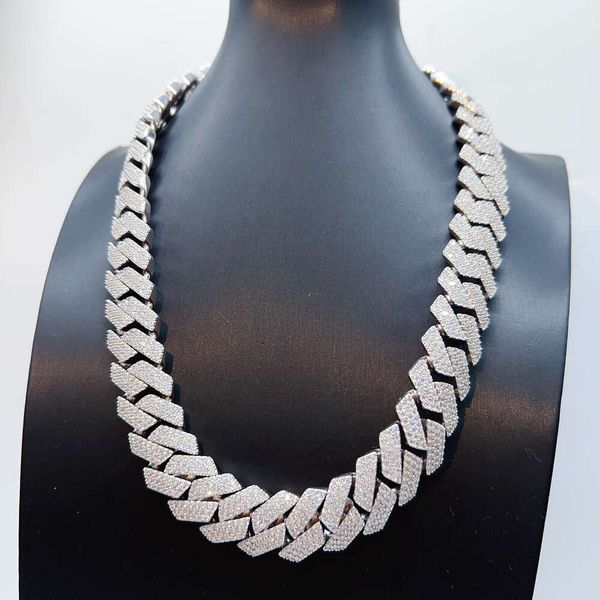 

Popular Hip Hop Link 18Mm 3Rows S D Color Moissnaite Cuban Chain Necklace With GRA Certificate