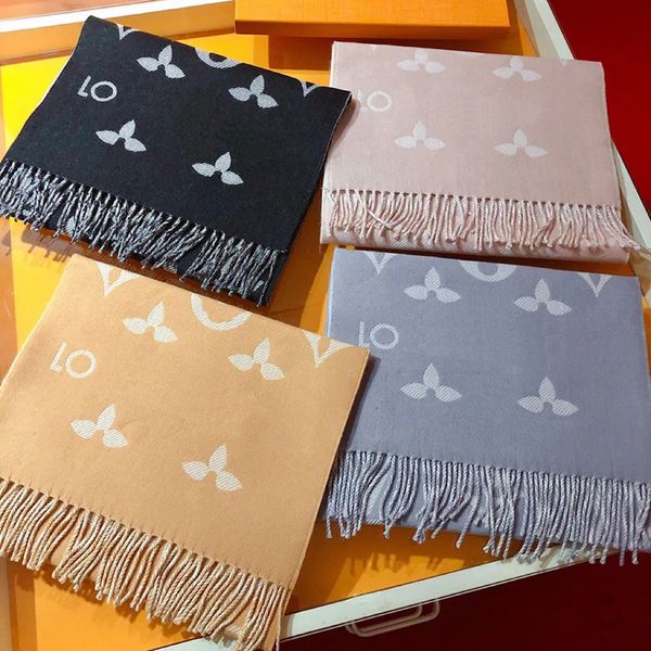 

Luxury fashion designer cashmere scarf men and women hundred with shawl winter new warm scarf couple models fall and winter outdoor essential trend scarf