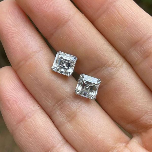 

Zuanfa Different Sizes VVS Sterling Sier Asscher Cut Stud Moissanite Earrings With Certificate