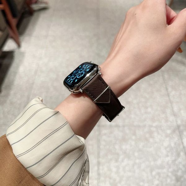 

Iwatch Band Designer For Smart Watch Ultra2 49MM Leather Bands Fashion Wristbands With Triangle Twill Patterns Brown fashion watchband smartwatch