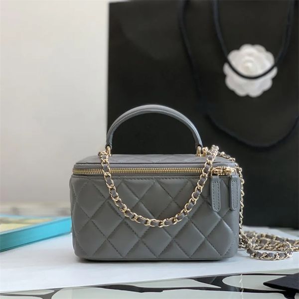 

10A Mirror quality Sheepskin Luxury Designer Cosmetic Bags Women Small Vanity Case Chain Handbag With Box C105