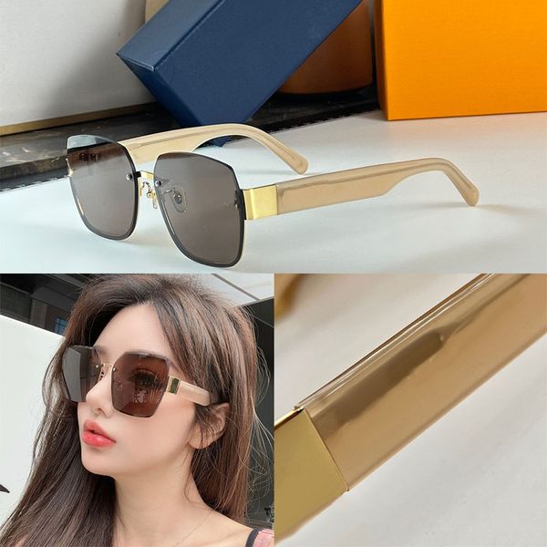 

Square metal sunglasses elegant and luxurious half frame gradient Gafas de sol with letter studs temple with logo pattern panel legs Z1863 vacation outdoor UV400