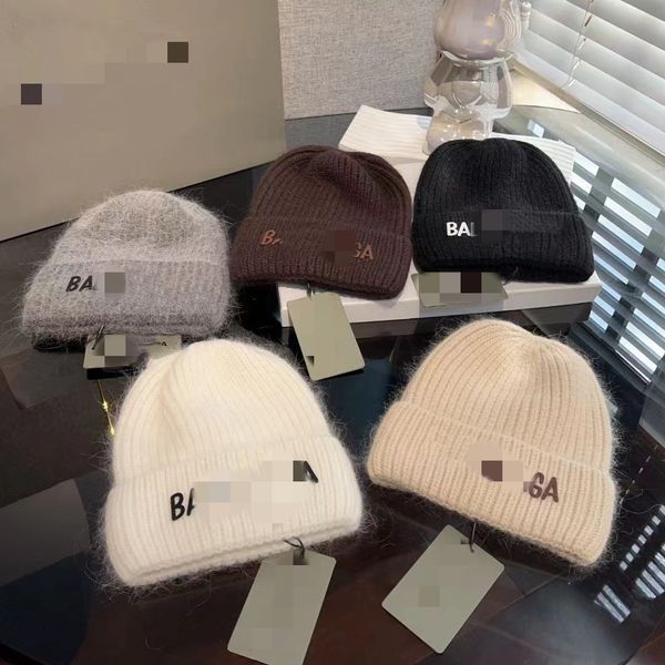 

French luxury original brand trend fashion knit cap Paris designer winter thickened warm knit cap men and women with the same outdoor essential hat ladies wool cap, Grey