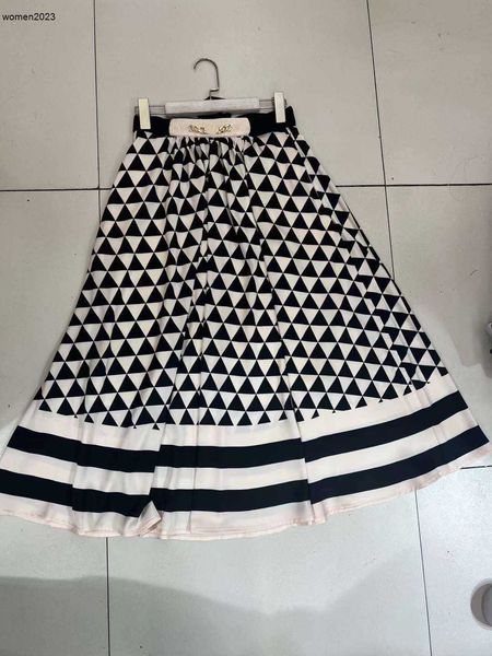 

Designer Women Luxurious Skirt Clothing for Ladies Summer Quality Triangle Stripe Printing Big Swing Long Fashion Overskirt Dec 22, #1-1