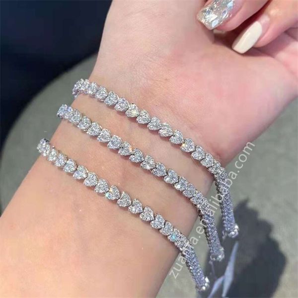 

Unique Design Iced Out 4Mm/5Mm Heart Moissanite Diamond Sterling Sier Tennis Bracelet