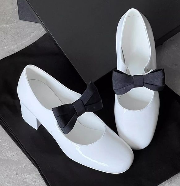 

Designer New mary jane shoes bow tie ballet thick heel shoes Retro women buckle women's shoe girls ladies Resort Beach Muller Black white leather shoes