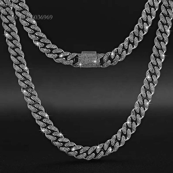 

Hiphop 12Mm Sterling Sier Iced Out VVS Black Moissanite Cuban Chain