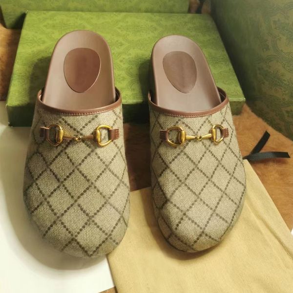 

Beach slippers Designer shoes Summer fashion Loafers Lazy Flat slipper Baotou flops leather Letters lady Cartoon Slides womens shoes Metal Ladies Sandals size 34-42, 5_color
