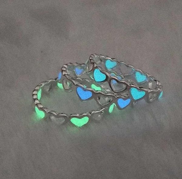 

1 pcs couple luminous finger rings for women men glowing in dark heart lover wedding bands women girls jewelry gift accessories q07030646, Silver