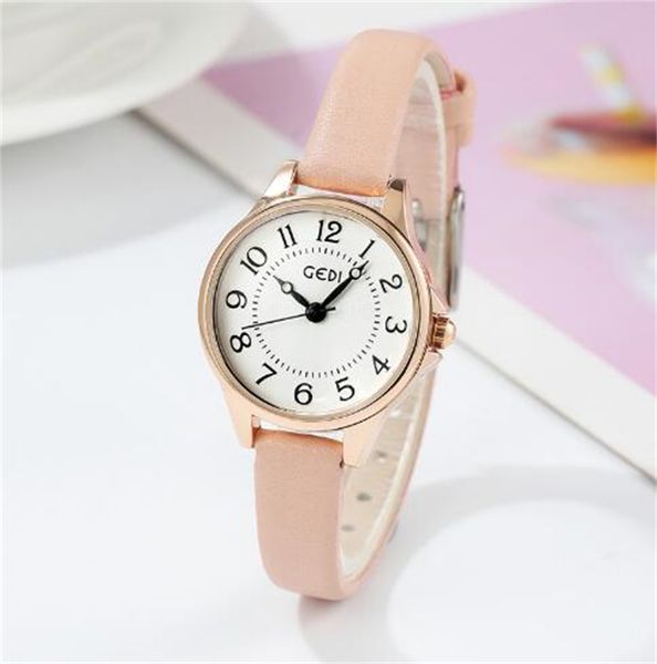 

2023 new autumn fashion niche design inse style quartz watch for women's simple and retro small temperament watch, Slivery;golden