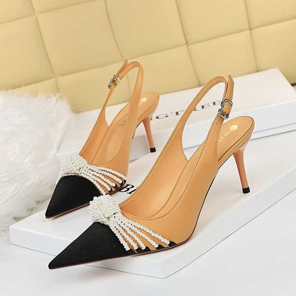 

969-1 single (not replenished when this shoe is sold out), Black