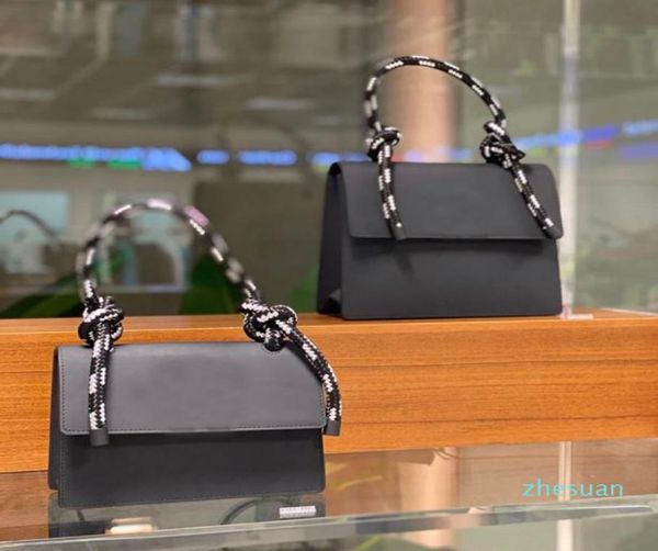 

2023 outdoor bags new correct version of fashionable arrow bag braid rope bags tote bag slung over women039s bag8282661