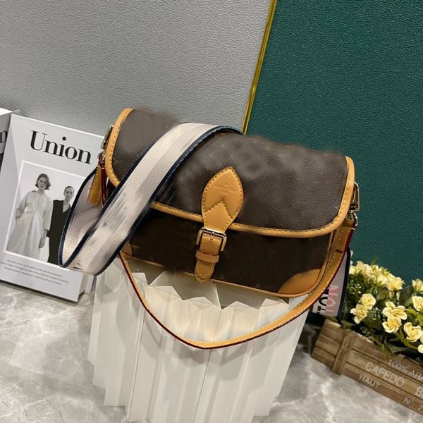 

new crescent pouch new satchel latest shoulder bag original luxury designers monog handbags fashions steamer classics handbag fashion bags