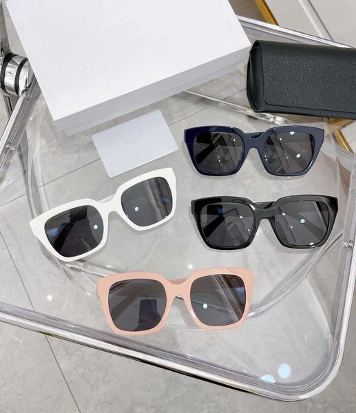 

22 saijia triumphal arch fashion sunglasses women's style ins same pink generous frame sunglasses cl40198, White;black