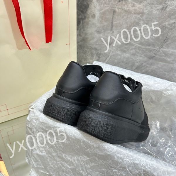 

new designer the four seasons shoes sneakers men women trainers classic stripe rubber shoe leather sneaker xsd230406, Black