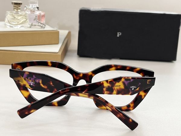 

cat's eye logo p sunglasses for men and women, designer eyewear panels, large frame, anti blue sunglasses, White;black