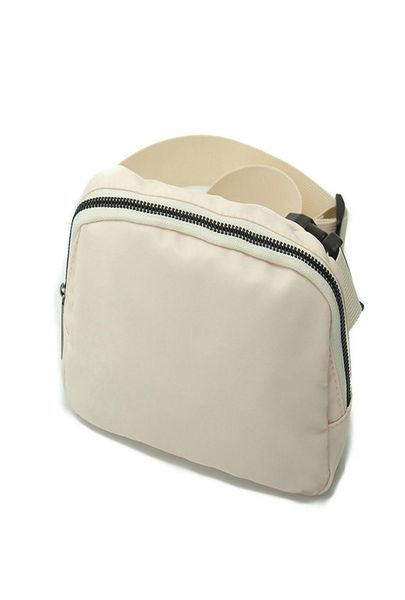 

2022 new lu yoga fanny pack women039s sports fanny pack outdoor messenger bag 1l capacity with brand logo7661525