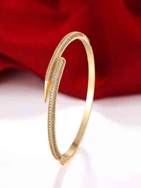 

other bracelets versatile classic kajia pencil nail fadeless ring set with zirconium inlaid9731757, Golden;silver