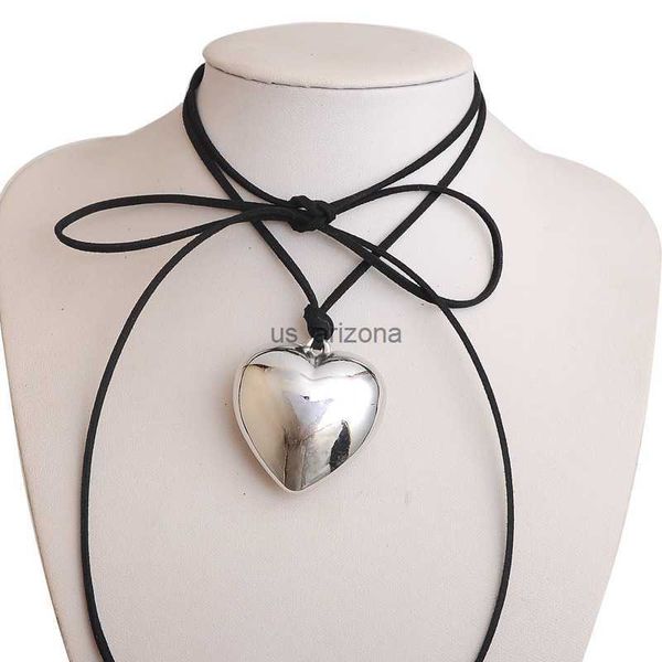 

vintage chunky heart necklace for women black velvet cord big heart choker 2023 new fashion statement jewelry l230620, Silver