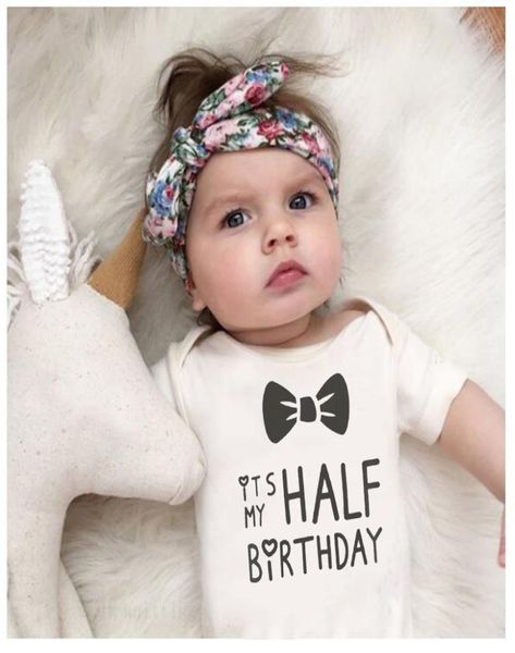 

2020 infant baby bodysuit it is my half birthday letters print funny cute white clothes child 1st birthday gift2270726, Blue
