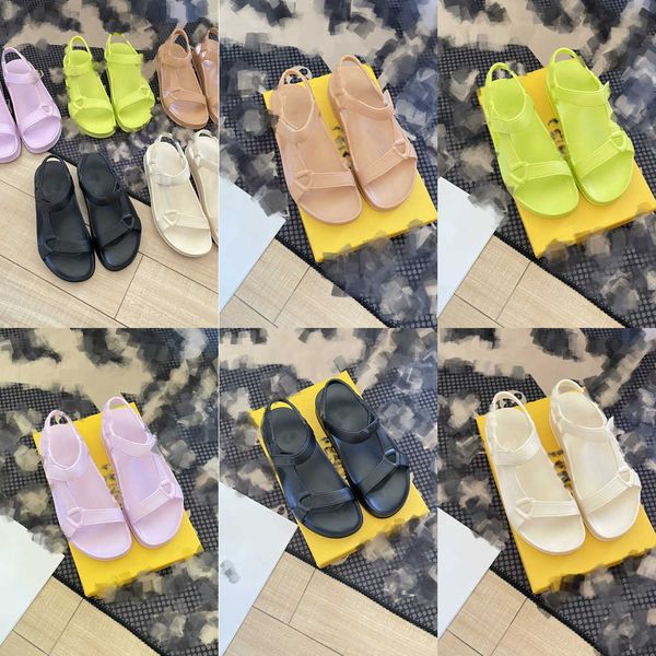 

2023 classic designers women sandal rubber slippers jelly sandals beach flat casual shoe alphabet f baguette candy colors outdoor roman tran, Black