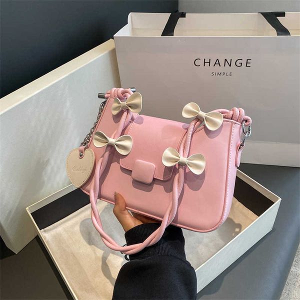 

this year's popular textured small bag for women in a new high-end shoulder bag is popular in summer with versatile ins small square ba