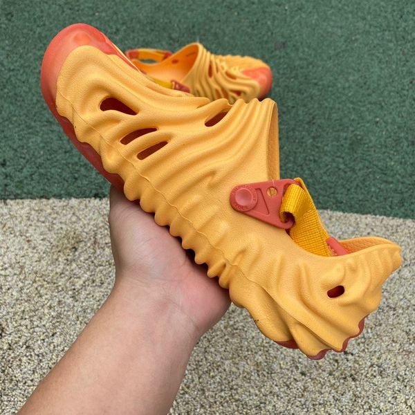 

beautiful trendy sports sandals 2023 pool slides men women designer slippers pipeng slippers, Black