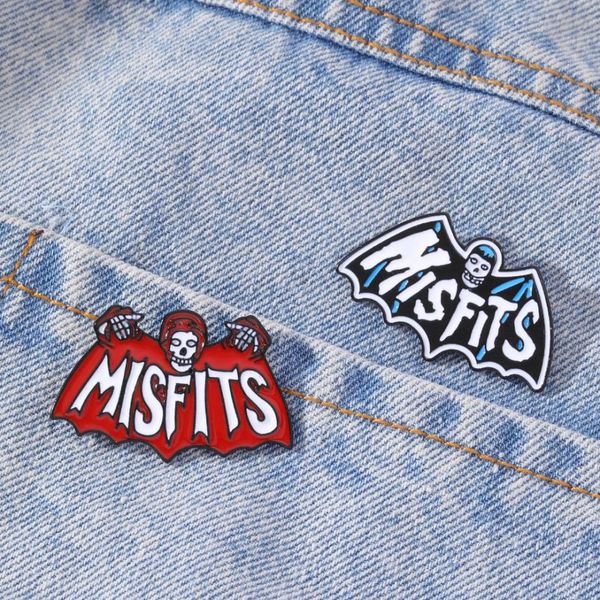 

punk misfits bat fiend rock band brooch pins enamel metal badges lapel pin brooches jackets jeans fashion jewelry accessories horr7128023, Blue