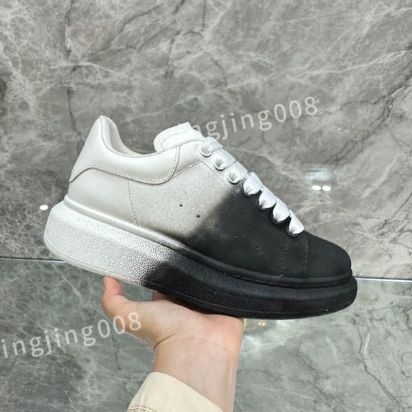 

2023 new luxury designer brand shoes for men women fashion embossed grained calf leather platform runner trainers sneakers xinshidai230406, Black