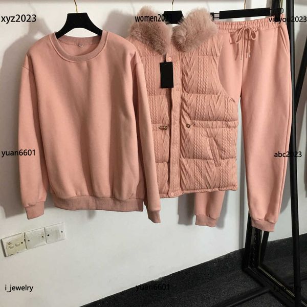 

designer women tracksuits girl warm suit size s-xl 3pcs plush sweater and detachable fur collar hooded vest and casual pants, White
