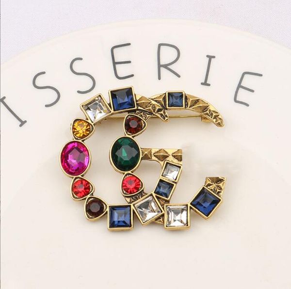 

luxury women designer brand letter brooches 18k gold plated inlay crystal rhinestone jewelry handmade leather brooch pin men marry wedding p, Gray