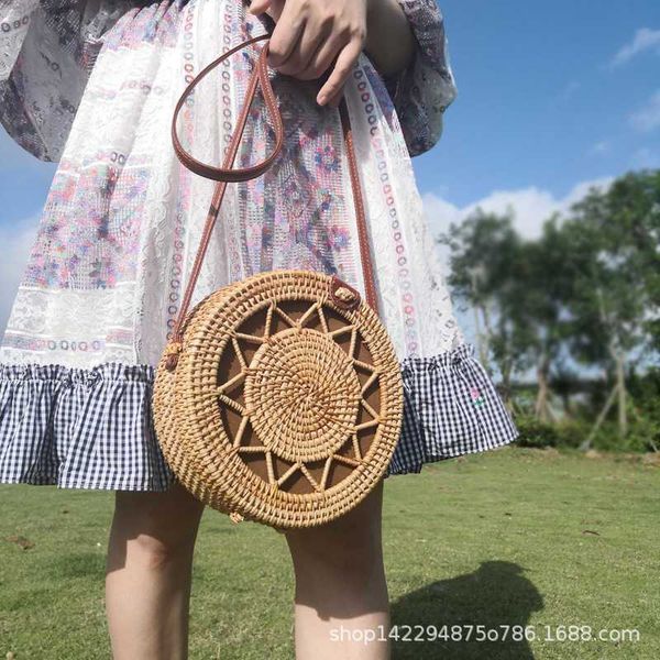 

straight vietnam vine weaving handmade diagonal straddle ins hollow 20 * 8pu leather buckle sen fashion bag