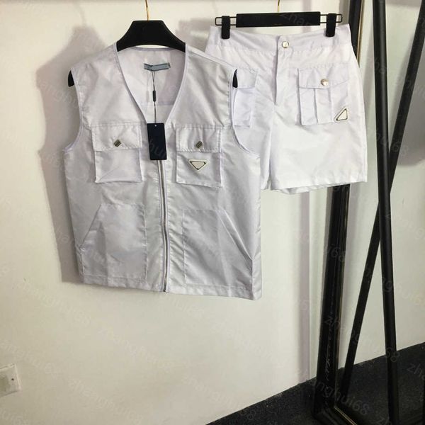 

23ss casual suit womens designer clothing women pants sets cargo pocket v-neck waistcoat shorts set women clothes, White