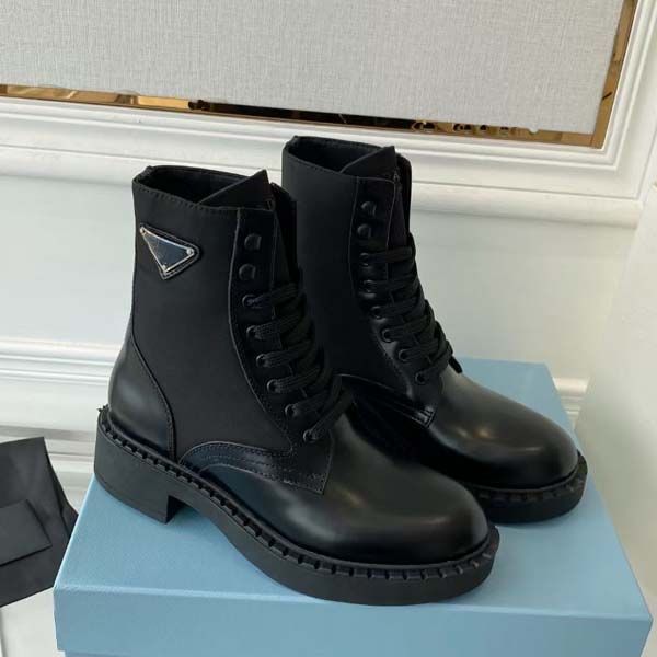 

luxury designer womens boots genuine leather martin boots platform low heel autumn and winter shoes size 35-42 with box, Black