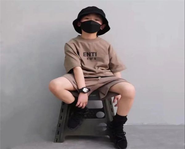 

fashion baby kids designer clothes summer short sleeve tshirts and shorts sets boys girls designers tracksuits children outfit spo3908018, White