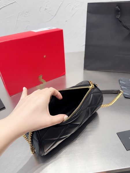 

fashion one shoulder chain bucket wrap round bag