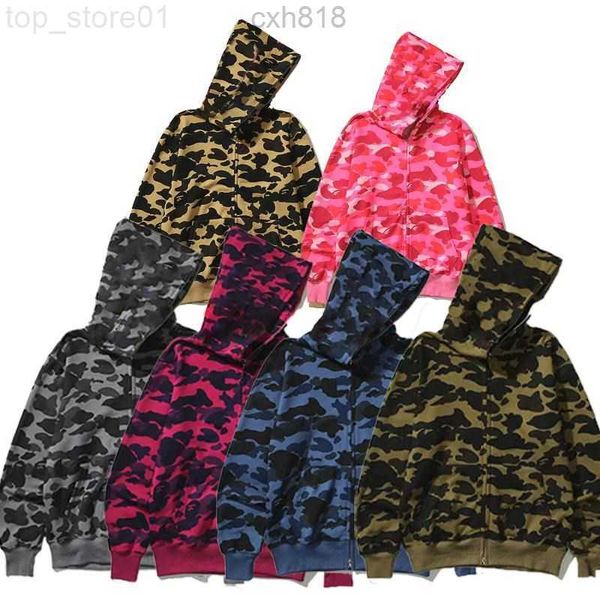 

mens women 2023 designer camouflage hoodies fashion pa printing ape wgm hoodie paris cardigan classic winter plush coat sweater 001, Black