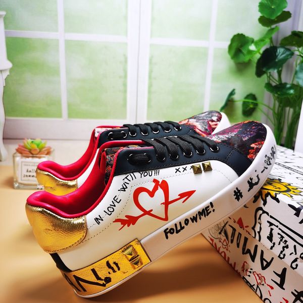 

designer men's casual shoes fashion women's leather shoes vintage trainer sneakers white and black men's and women's sue