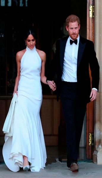 

2019 simple white harrymeghan markle halter evening dresses with mermaid formal prom gowns special occasion dresses9057774, Black;red