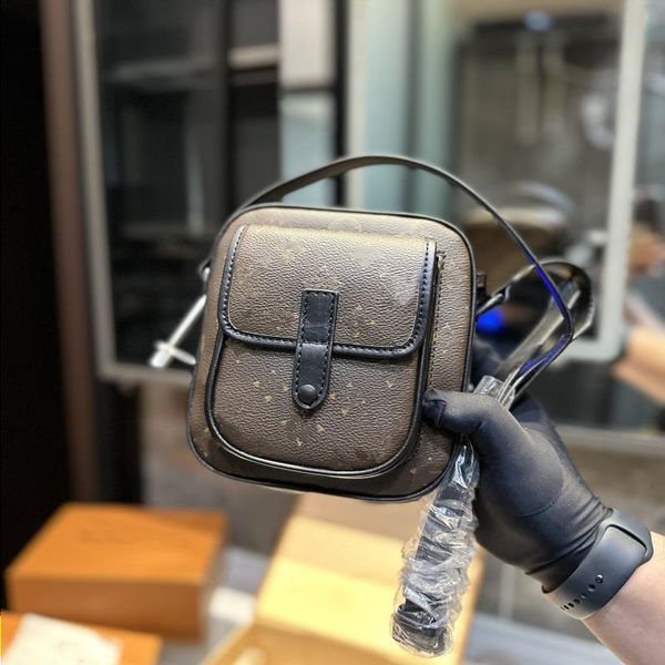 

monograms men fashion casual luxury bag designe saumur leather travel genuine high eclipse canvas schoolbag rucksack backpack totes shoulder